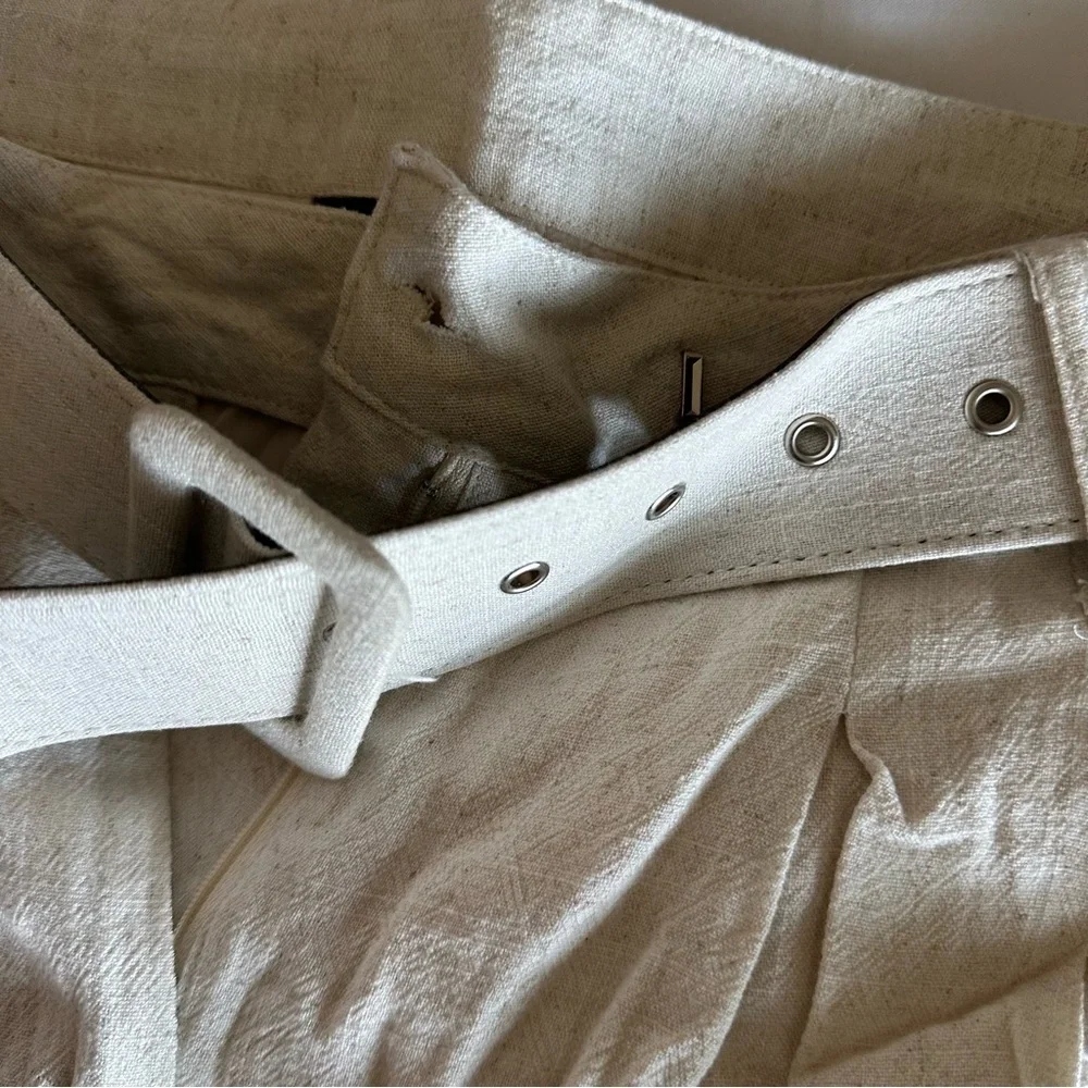 Light Tan Light Weight Shorts With Belt